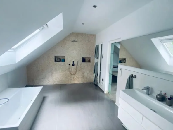 Maison 6 pièces à vendre à Mittelhausbergen maison-5-pieces-mittelhausbergen-15